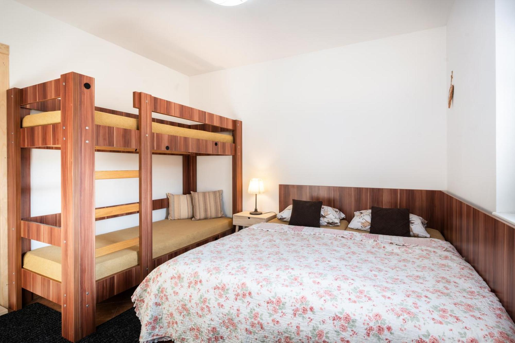 Apartmany Piemonti Bešeňová Exterior foto